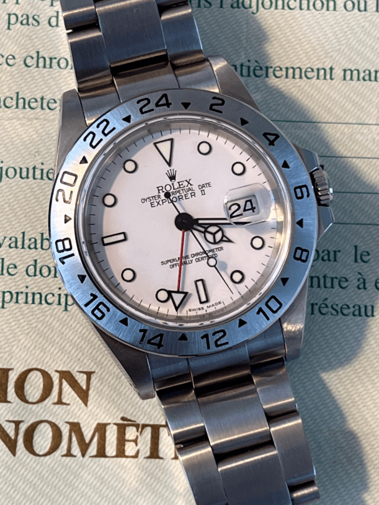 design-of-rolex-explorer-II-16570