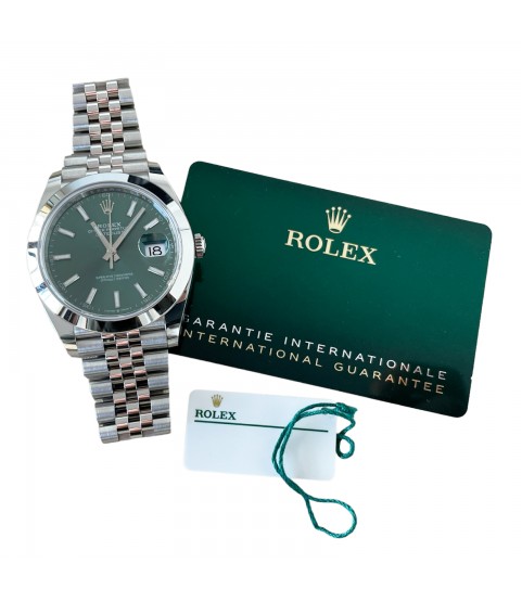 New Rolex Datejust 126300 smooth bezel green dial 41mm 2022