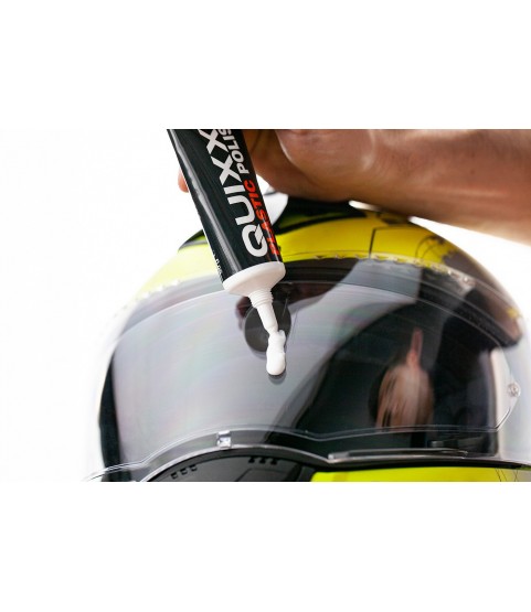 QUIXX Acrylic Scratch Remover, Scratch & Scuff Remover for Acrylic & Plexiglass Surfaces on Cars, Motorcycles, Boats, Caravans & Household Items, ref. 10003, Made in Germany, QUIXX Acrylic Scratch Remover, Scratch & Scuff Remover for Acrylic & Plexiglass Surfaces on Cars, Motorcycles, Boats, Caravans & Household Items, ref. 10003, Made in Germany,
