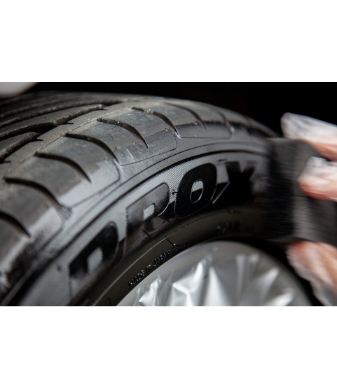 QUIXX Black Tyre Colour, Tire Restorer Deep Black 2-Step Kit, ref. 10192 QUIXX Black Tyre Colour, Tire Restorer Deep Black 2-Step Kit, ref. 10192