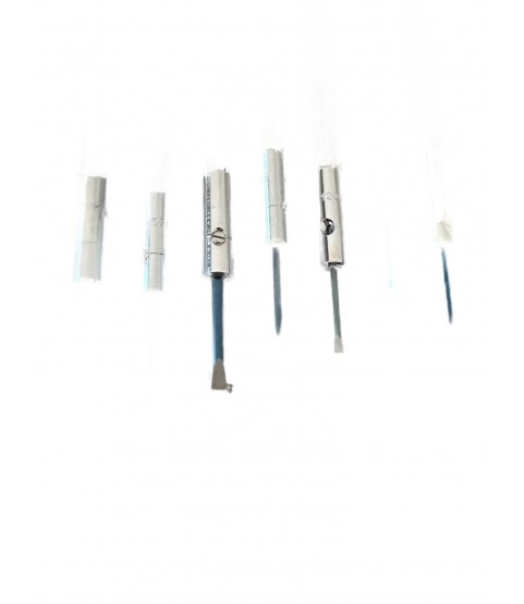 DAMAGED PACKAGING - Beco Technic Set of 7 Screwdrivers 0.60 to 2.00 mm in Plastic Box with Spare Blades - SEE PHOTOS