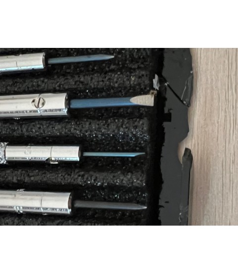 DAMAGED PACKAGING - Beco Technic Set of 7 Screwdrivers 0.60 to 2.00 mm in Plastic Box with Spare Blades - SEE PHOTOS