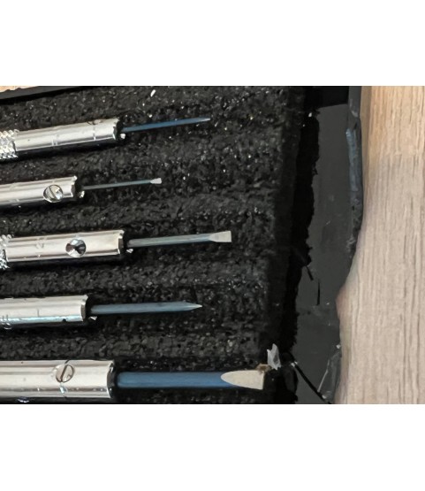 DAMAGED PACKAGING - Beco Technic Set of 7 Screwdrivers 0.60 to 2.00 mm in Plastic Box with Spare Blades - SEE PHOTOS