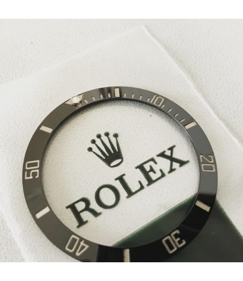 New Rolex Submariner 116610LN ceramic bezel insert