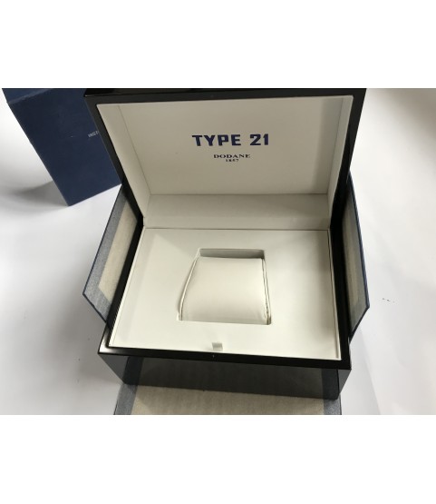 Dodane Type 21 flyback chronograph watch box