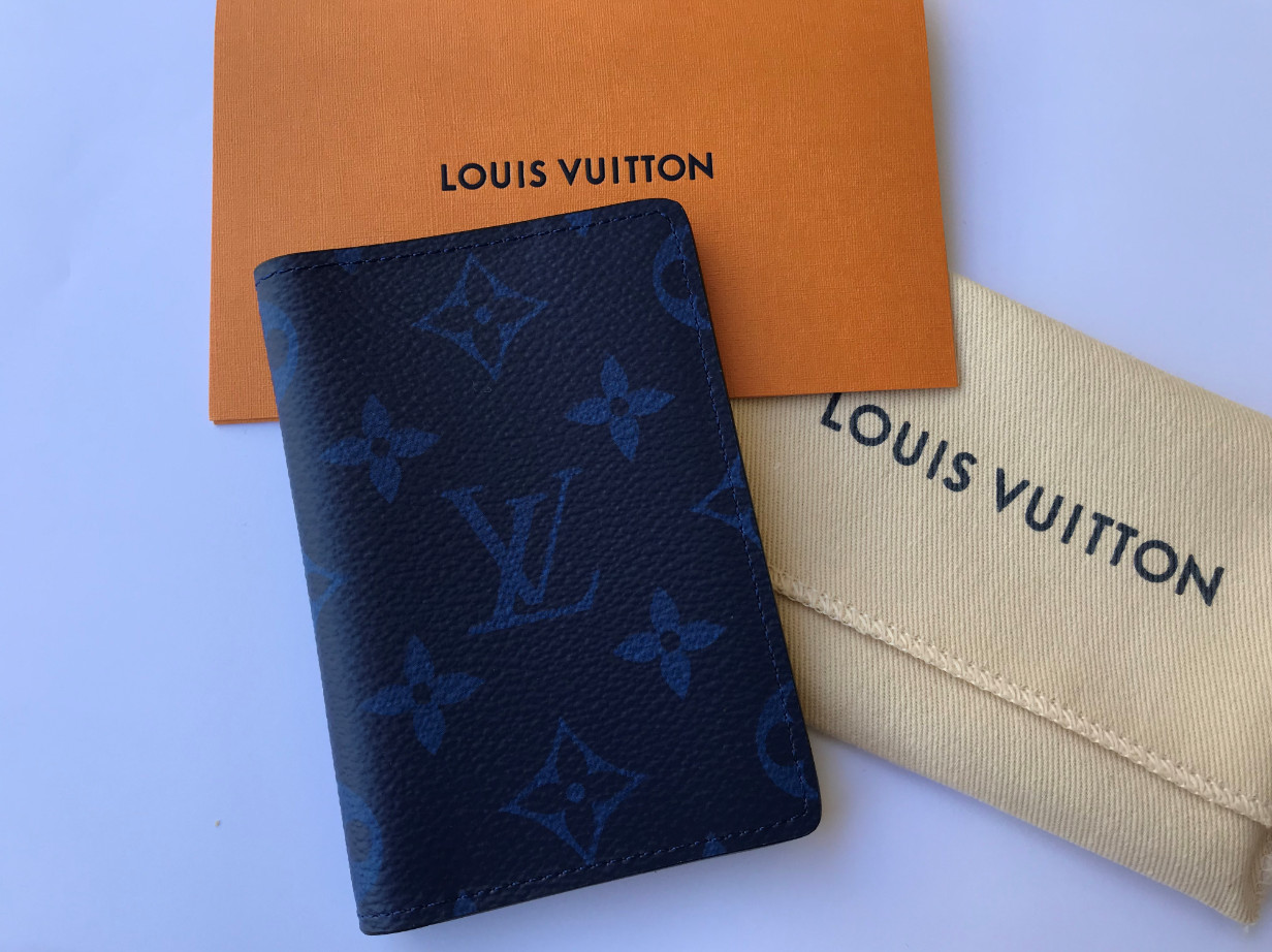 242 New Louis Vuitton Taiga pocket blue organiser M30301 1232x922