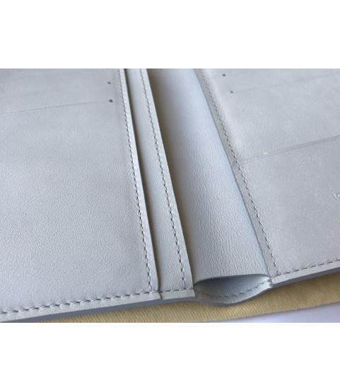 Louis Vuitton white James wallet artic bi-fold pocket wallet N63009