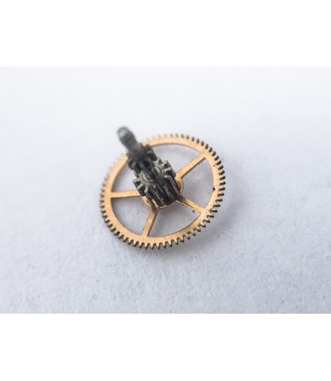 Omega caliber 1070 center wheel with cannon pinion part 1225