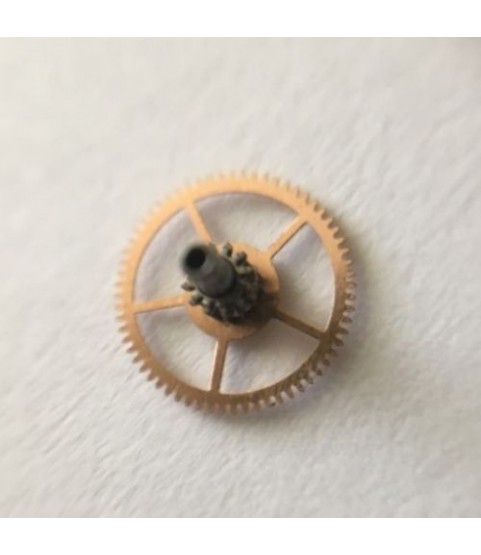 Omega Seamaster 565 center wheel with pinion part