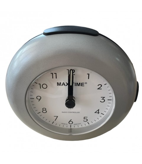 Maxitime radio controlled alarm clock with snooze, crescendo alarm, light, 2 hands, round silver housing