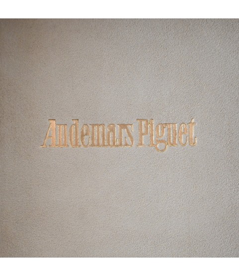 Audemars Piguet Royal Oak Jumbo gold vintage leather watch box 1980s