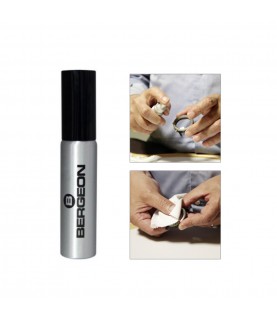 Bergeon 7978 cleaning spray for mineral and sapphire glasses 30 ml