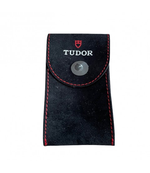 New Tudor velvet travel pouch