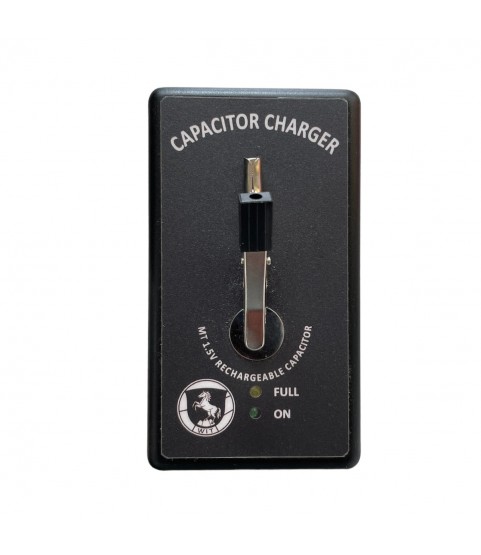 Quick charging apparatus for MT 1.5 V capacitors battery